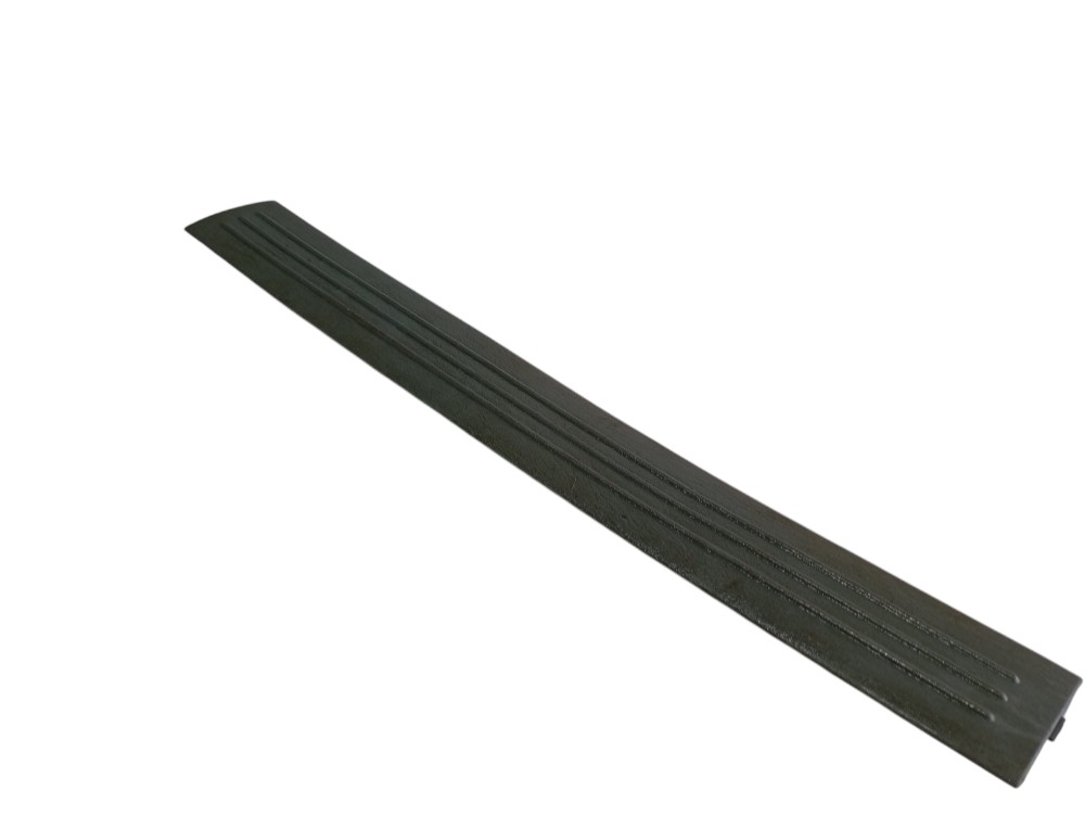 Soleira Dianteira Direita Chrysler Grand Caravan 2005 V368 8