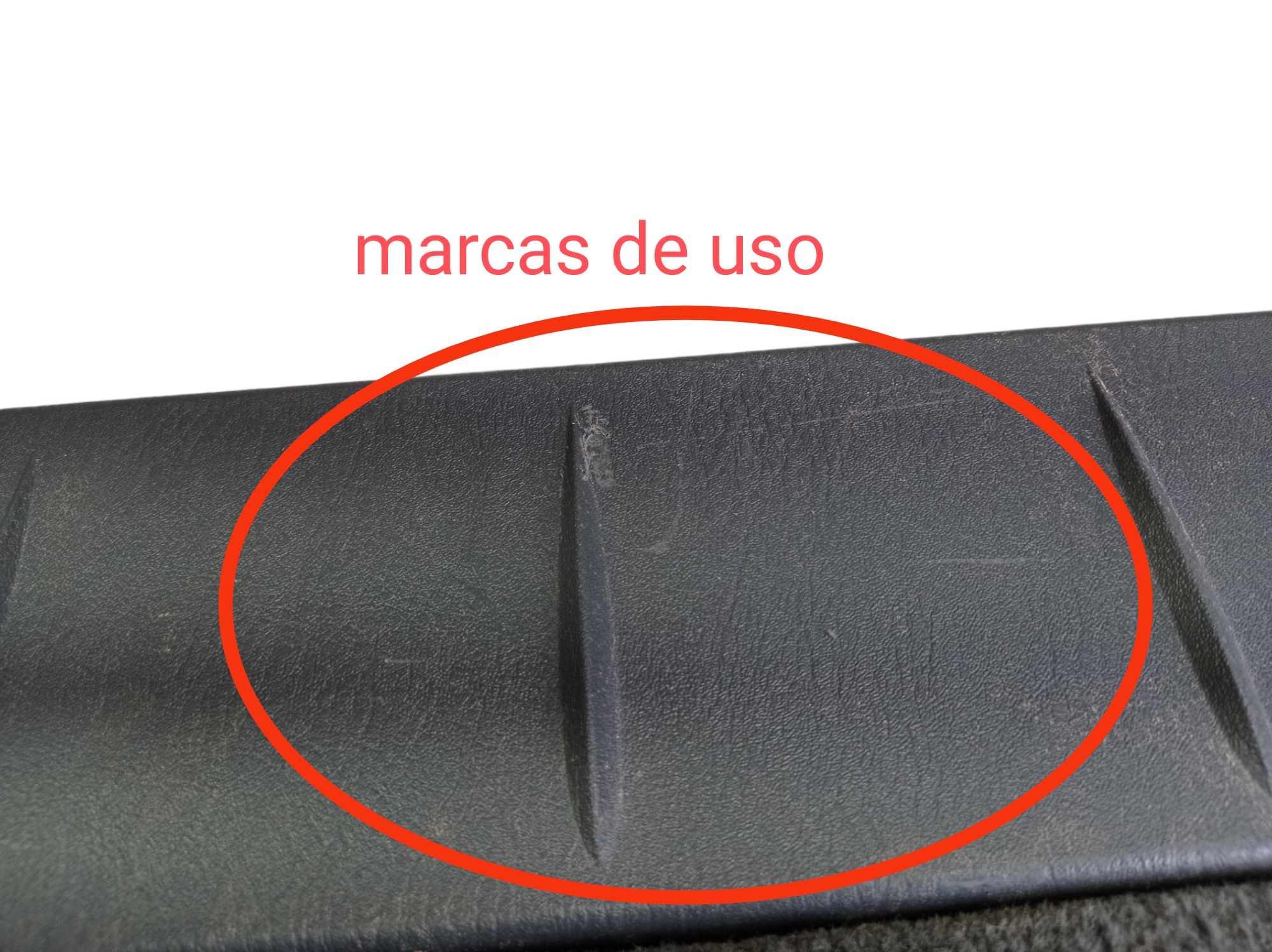 Acabamento Esquerdo Porta Mala Grand Caravan 2005 V586 7
