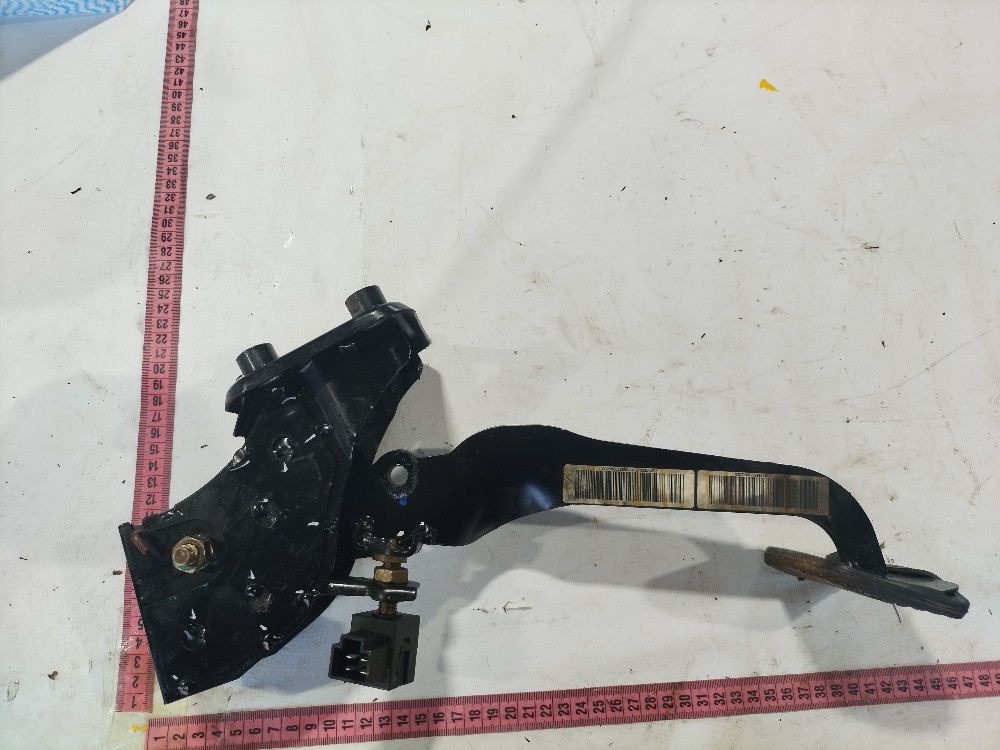 Pedal Freio Jac E-j7 2023 V618 35691000×2300 8