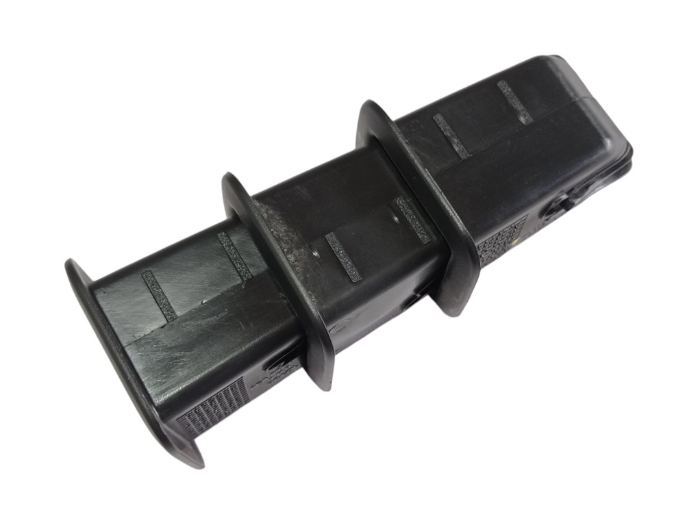 Acabamento Isofix Banco Vw Nivus Hl Tsi 1.0 2024 V608 6