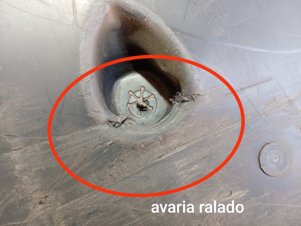 Capa Fretora Externa Assoalho Direito Discovery 2018 7