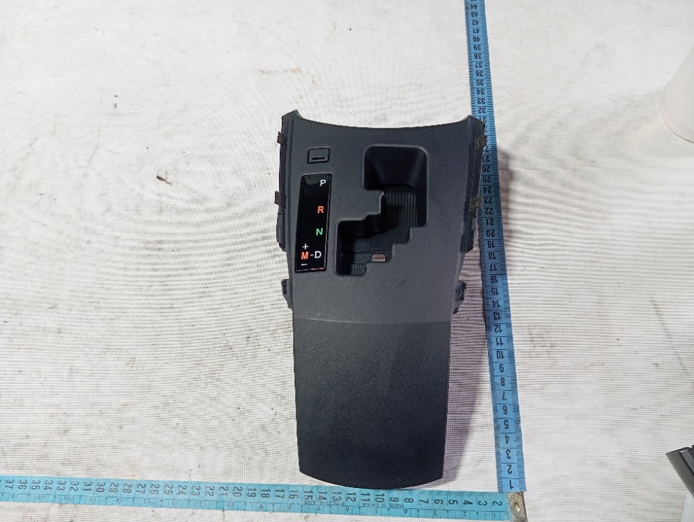Moldura Alavanca Câmbio Toyota Yaris 2019 A 2025 9