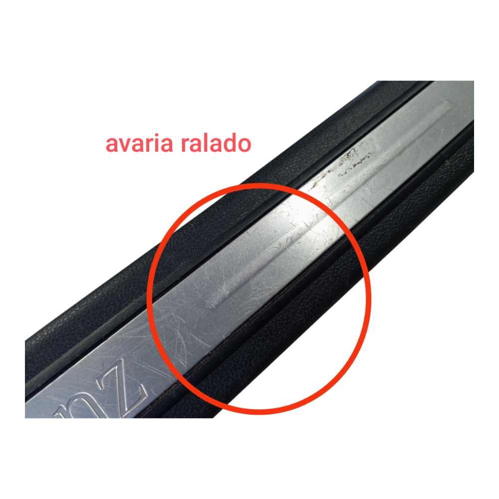 Soleira Dianteira Direita Mercedes B180 2010 V630 4