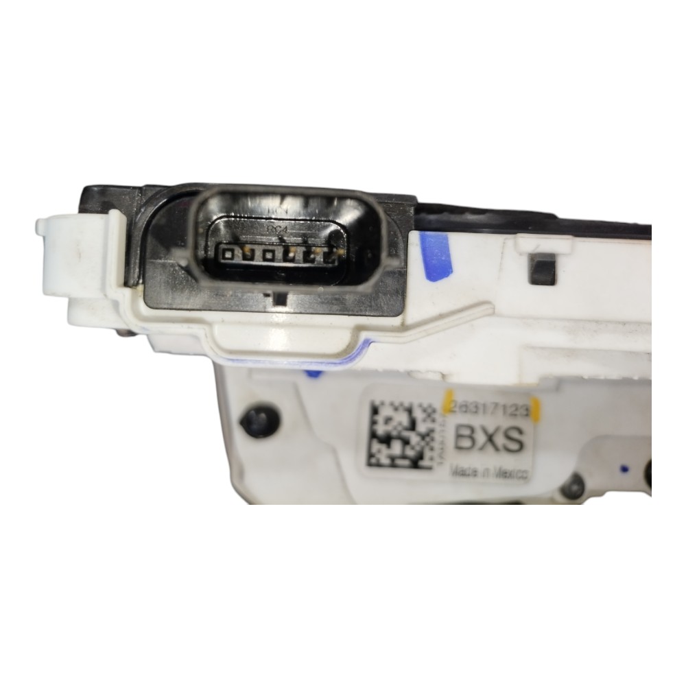 Fechadura Porta Traseira Esquerda Gm Tracker 2020 2025 V627 5