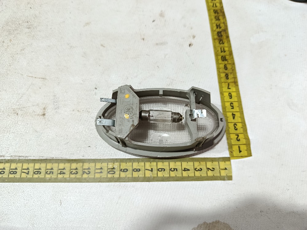 Luz cortesia teto GM Celta 2014 6