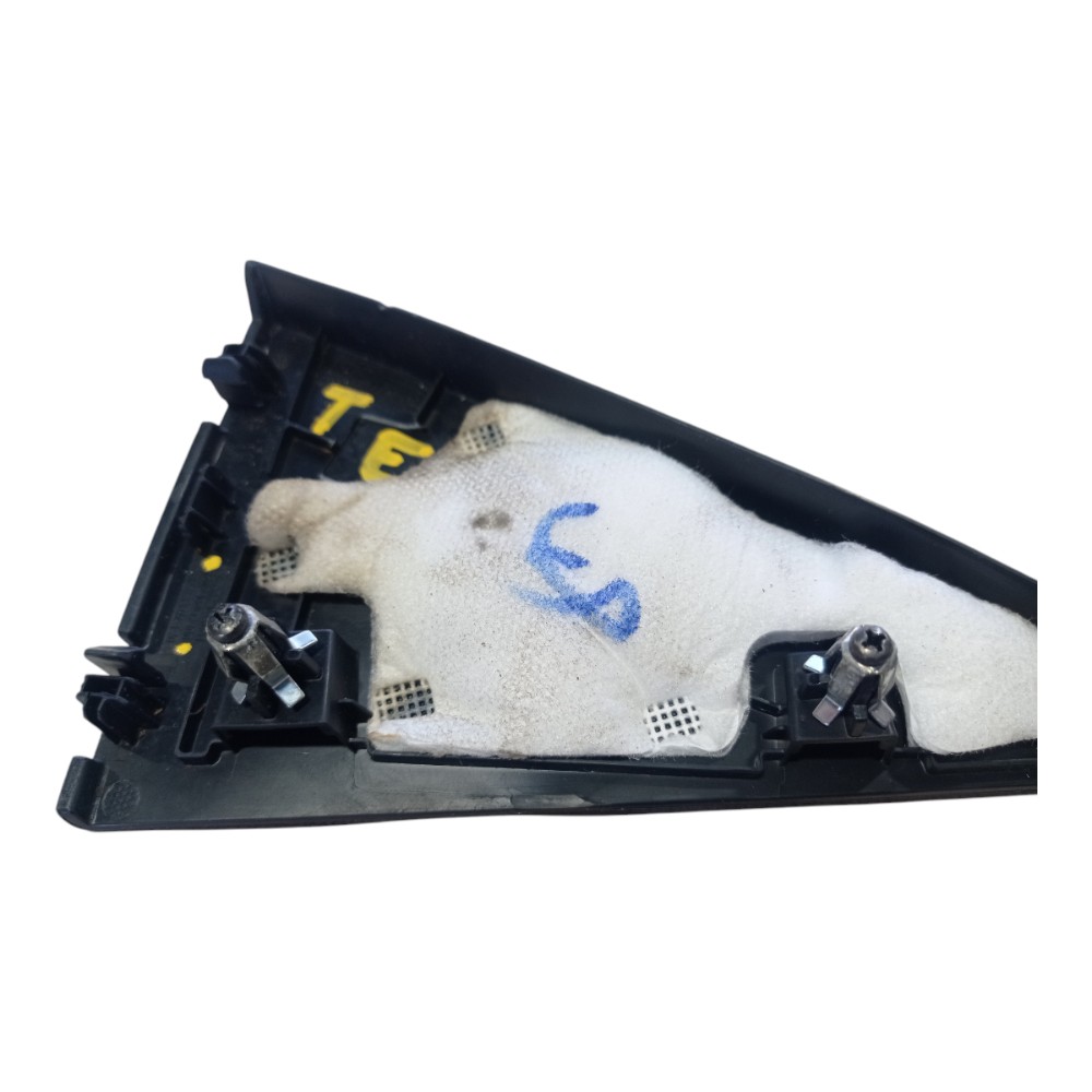 Moldura Interna Porta Traseira Esquerda Jac Ej7 2023 V618 3