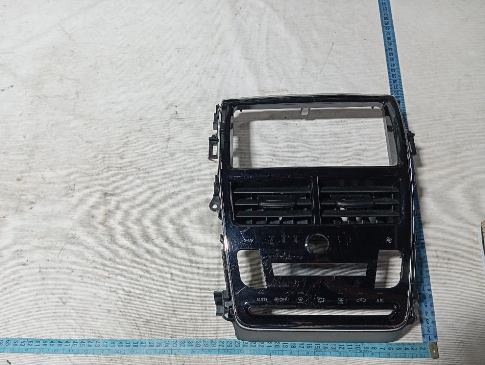 Moldura Central Painel Toyota Yaris 2019 A 2024 9