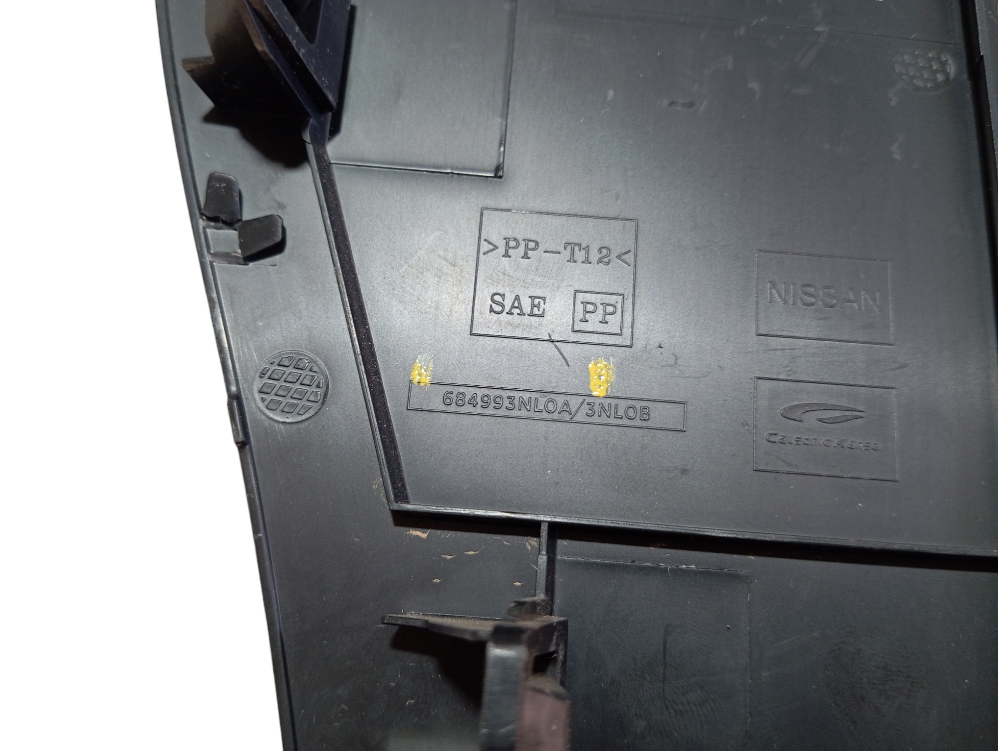 Acabamentos Esquerdo Painel Nissan Leaf 2022 V589 9
