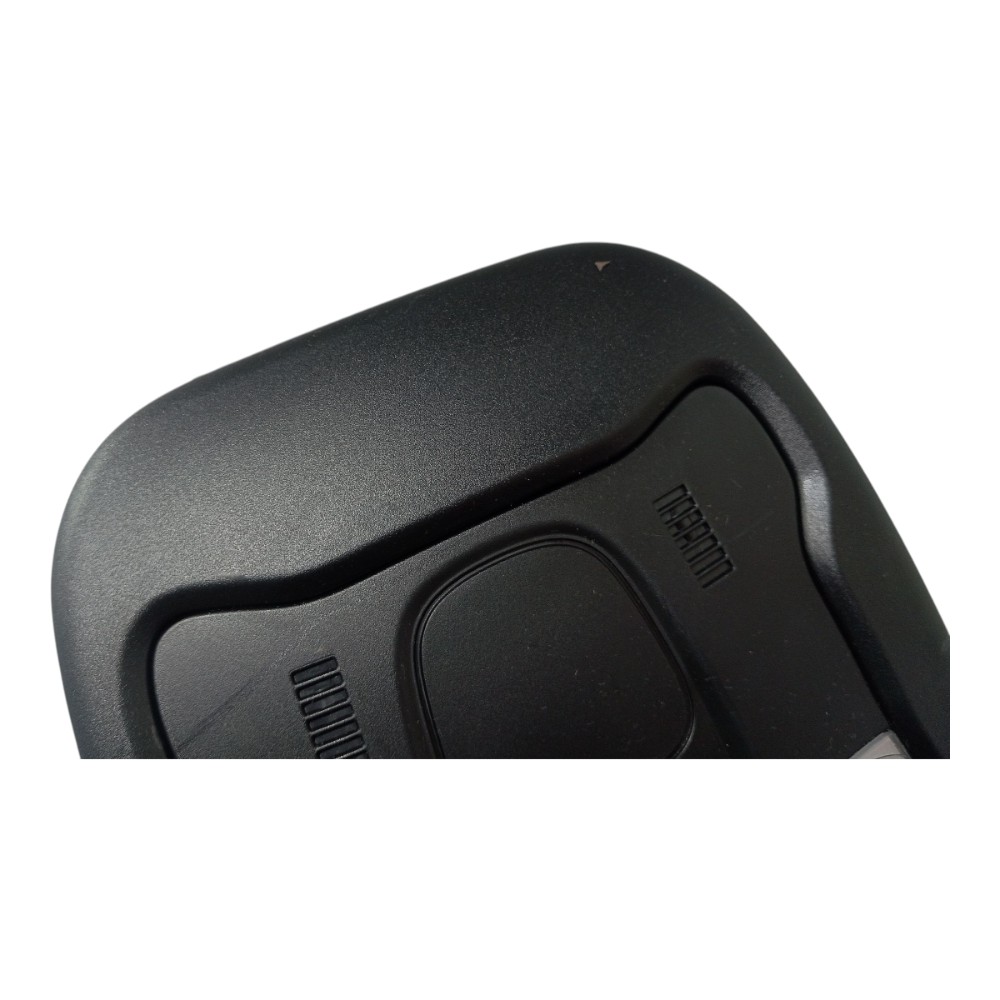 Luz Cortesia Teto Ram Rampage 2023 2025 V659