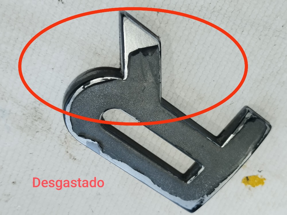 Letra R Emblema Land Rover Evoque 2012 A 2015 V633 10
