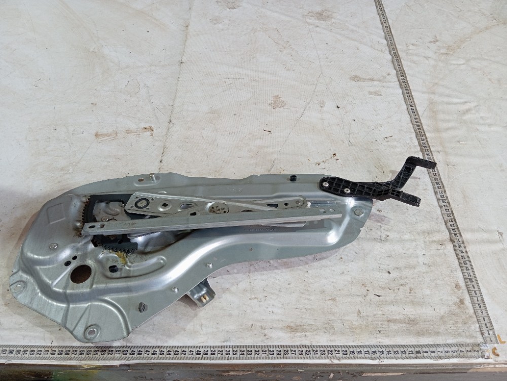 Máquina Vidro Porta Traseira Esquerda Kia Cerato 2010 V331 9