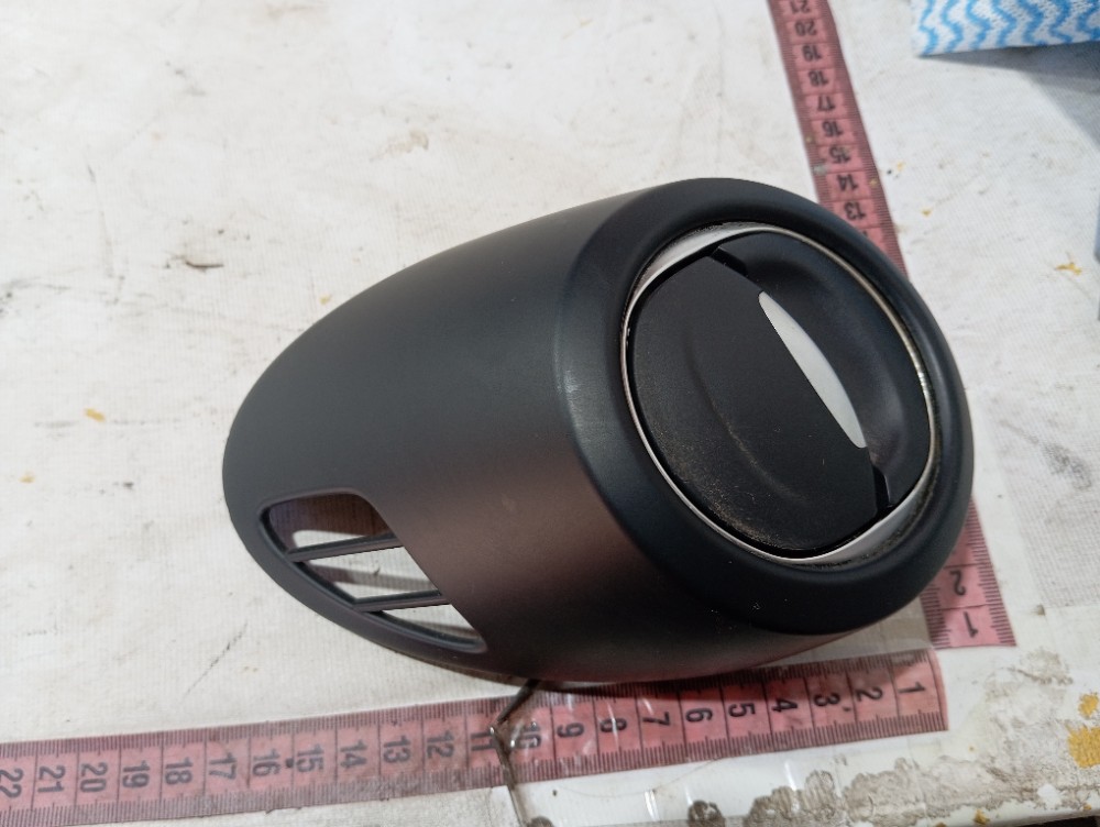 Difusor Esquerdo Ar Renault Zoe 2022 2023 V639 8