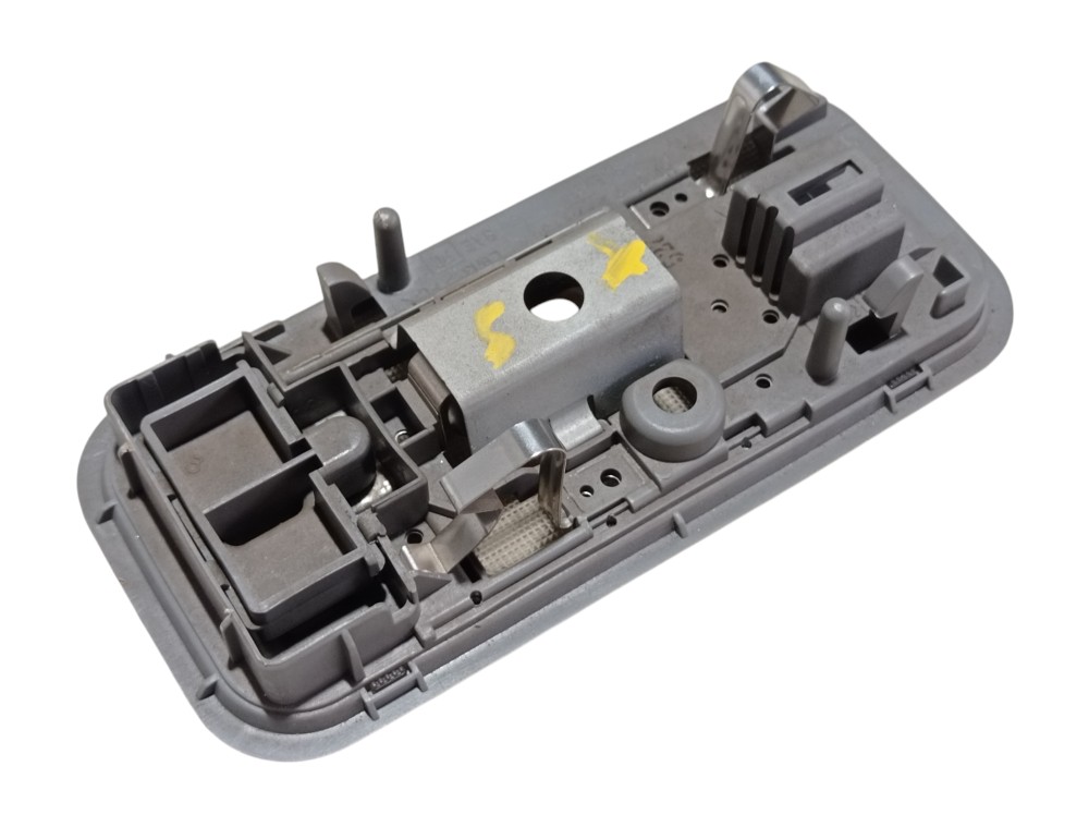 Luz Cortesia Teto Traseiro Toyota Prado 3.0 2005 V620 5
