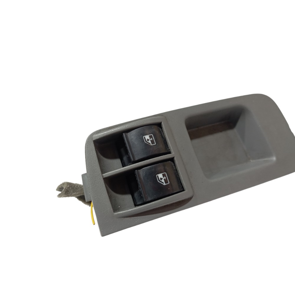 Botão vidro porta dianteira esquerda Fiat Palio 2016 3