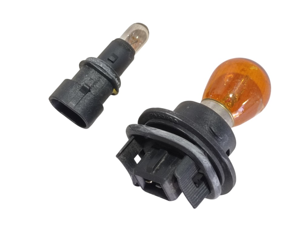Soquete Farol Dianteiro Gm Onix Prisma 2015 V248 2
