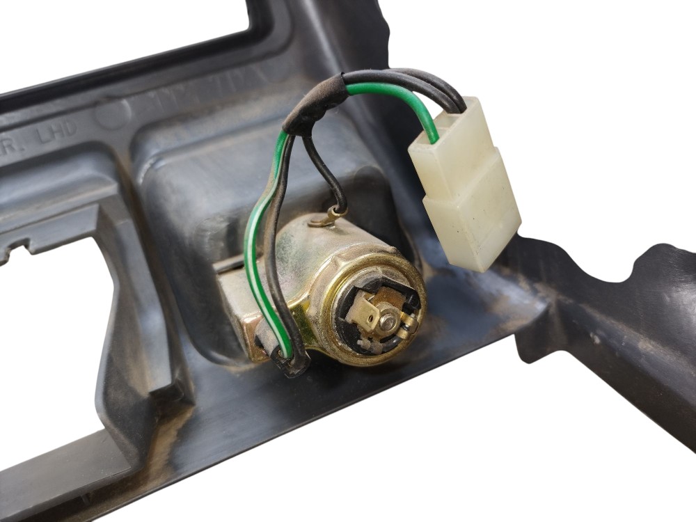 Moldura Radio Mitsubishi L200 Sport 2004 V638 8