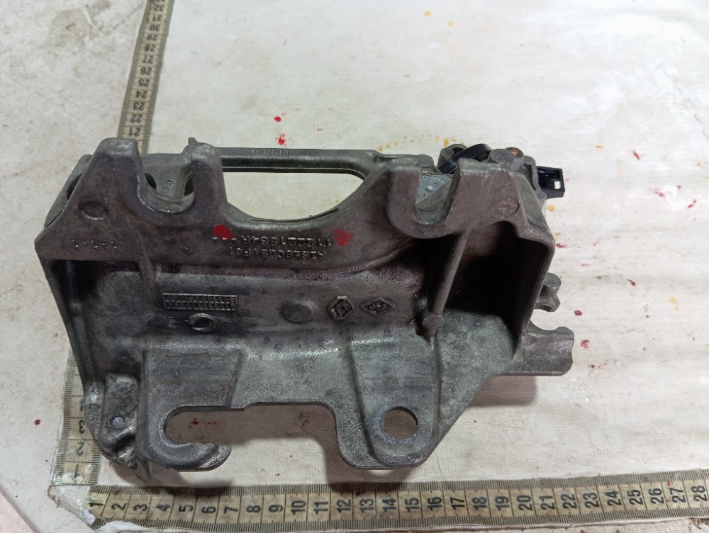 Suporte Coxim Esquerdo Motor Renault Zoe Neo 2023 V617 8
