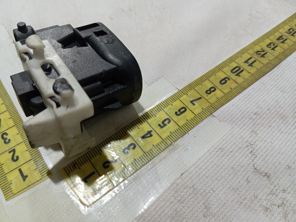 Botão Vidro Porta Diant Direita Mercedes C180 2002 2007 V661 5