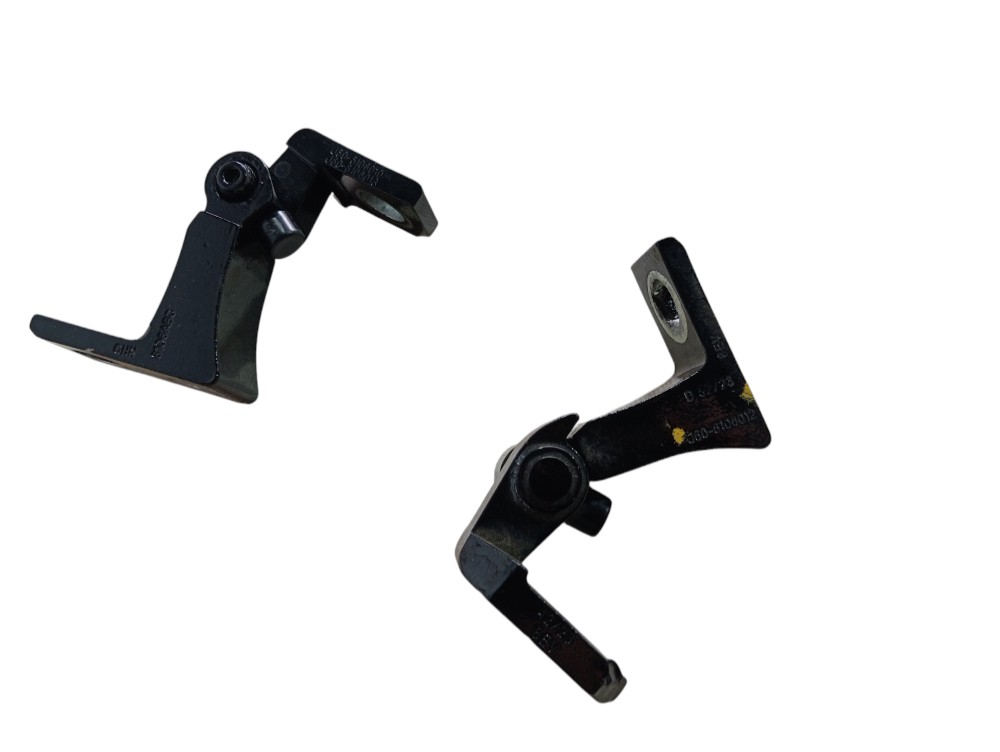 Dobradiça Porta Traseira Esquerda Tiggo 5xsport 24 V621 2