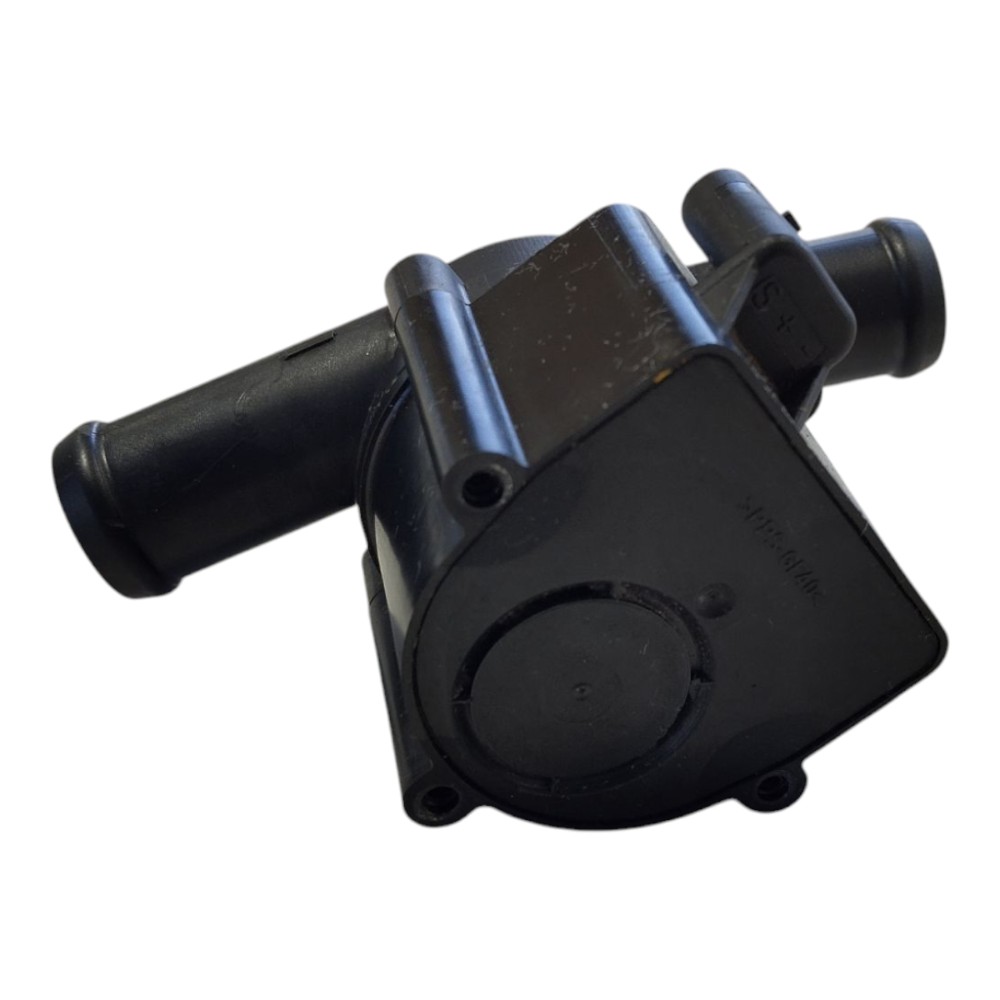 Bomba Agua Auxiliar Land Rover Defender 2022 V645 4