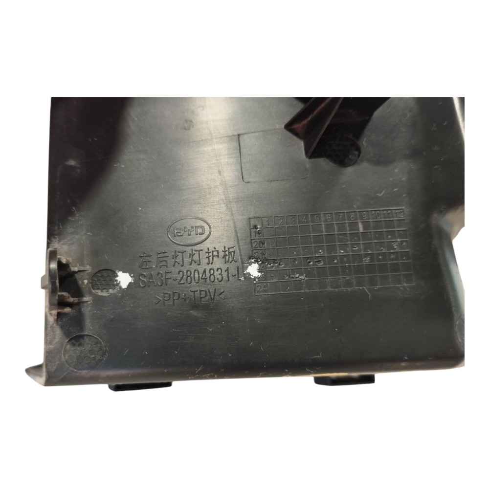 Moldura Lanterna Esquerdo Byd Song Plus 2024 V631 2