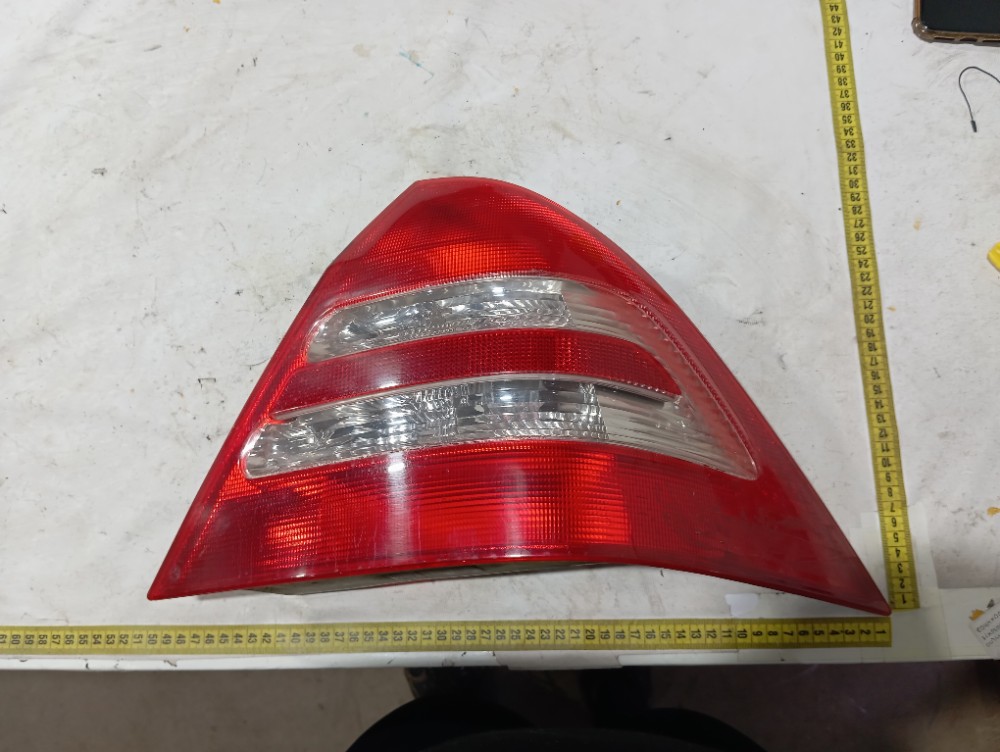 Lanterna Direita Mercedes C180 2002 2007 V661 Direito/passageiro 9