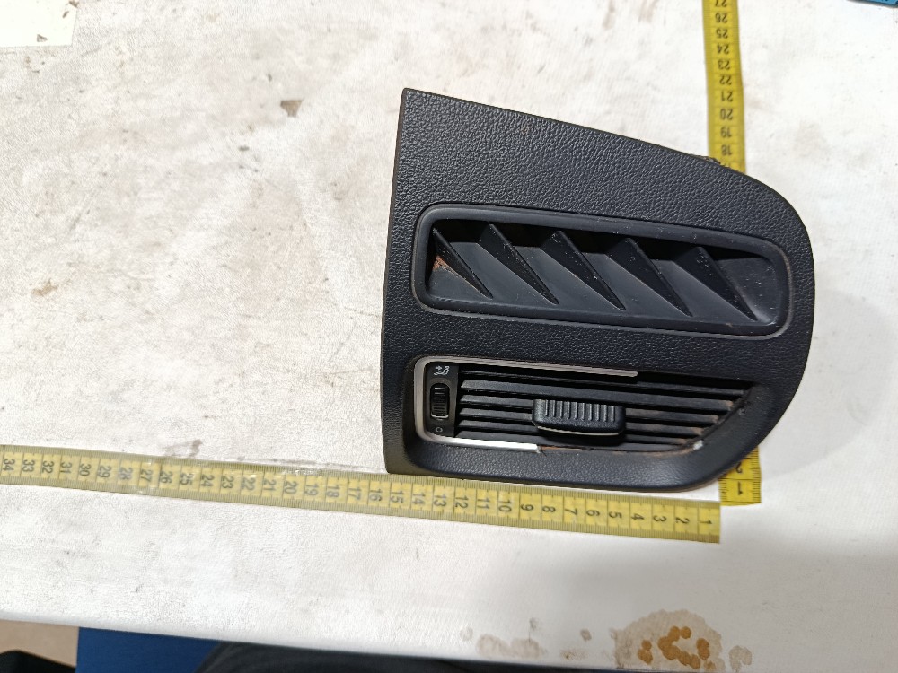 Difusor ar direito painel Vw Fox 2011 6