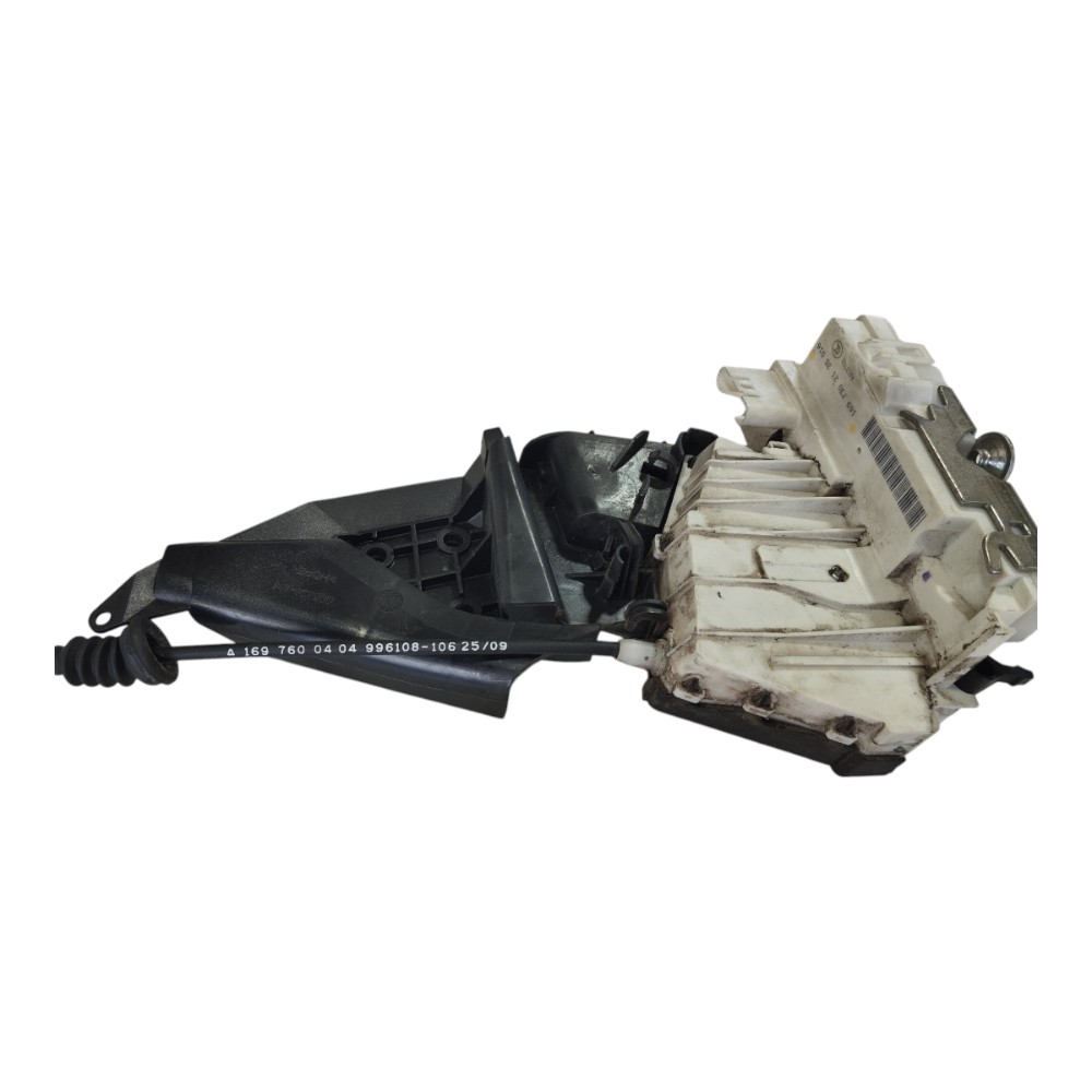 Fechadura Tras Esq Mercedes B180 2005 A 2011 V630 8