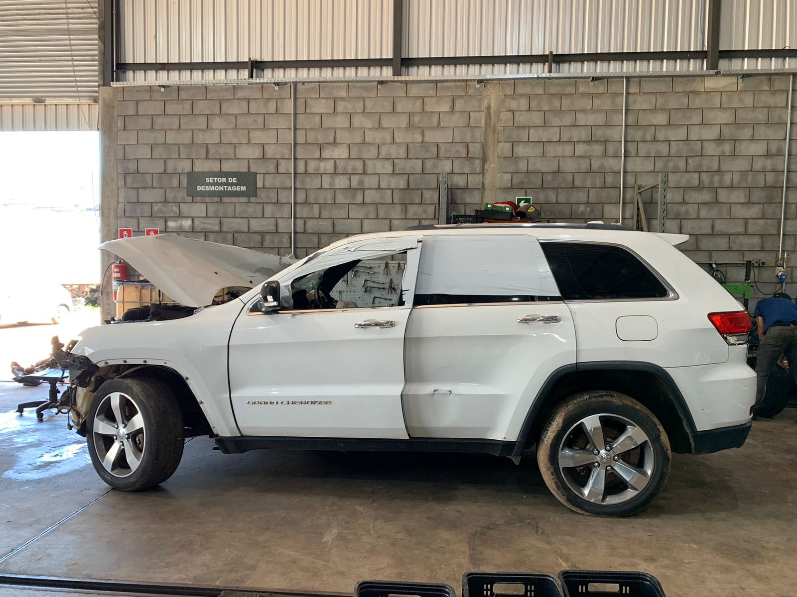 Jeep grand Cherokee ltd 3.0 2014 v580 informações gerais 3