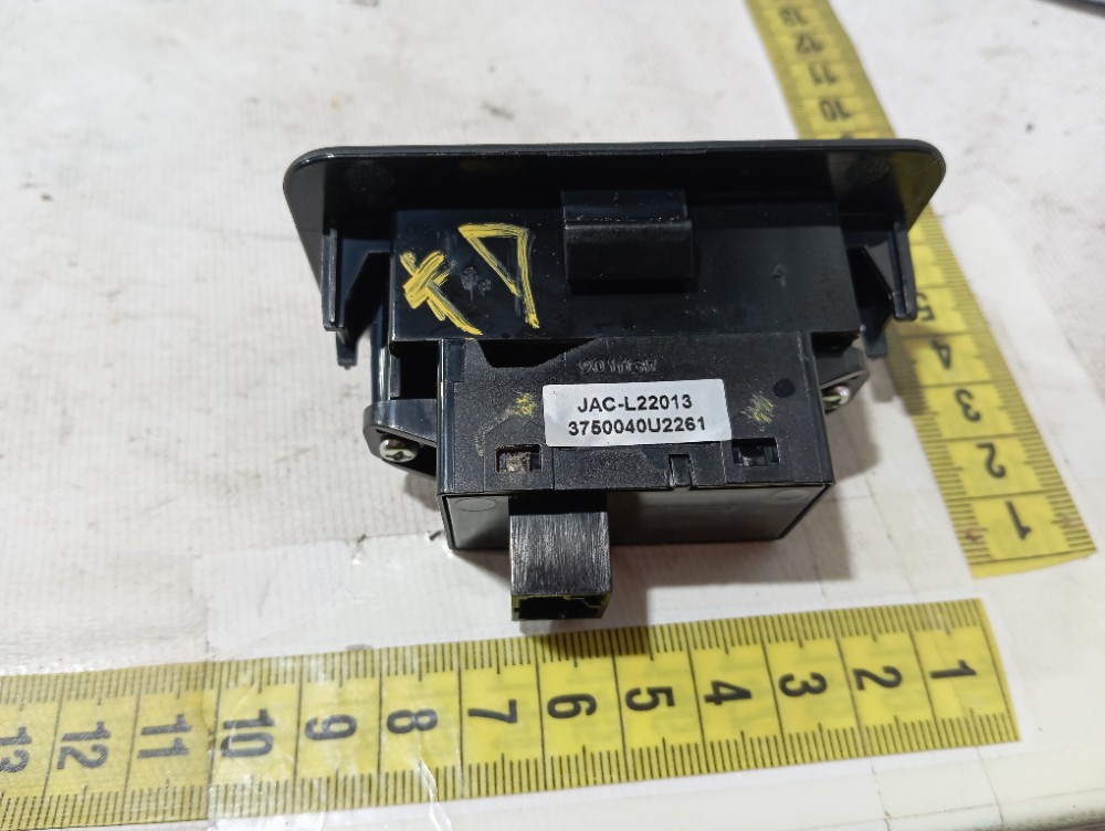 Botão Vidro Porta Traseira Direita Jac T50 2017 2021 V662 4