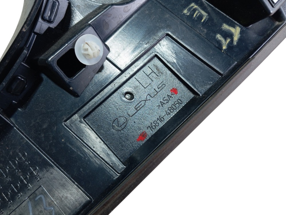 Moldura Ext Esquerda Tampa Traseira Lexus Rx500hf 2023 V619 8