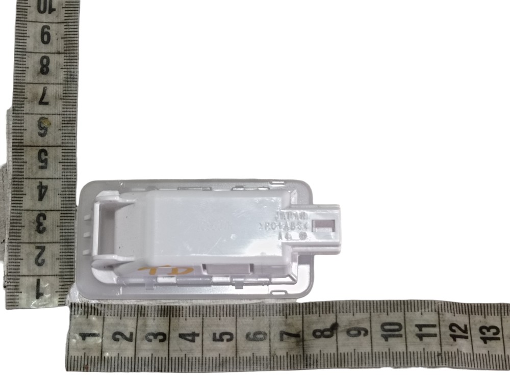 Luz Cortesia Traseira Direita Lexus Rx500h F Sport 2023 V619 8