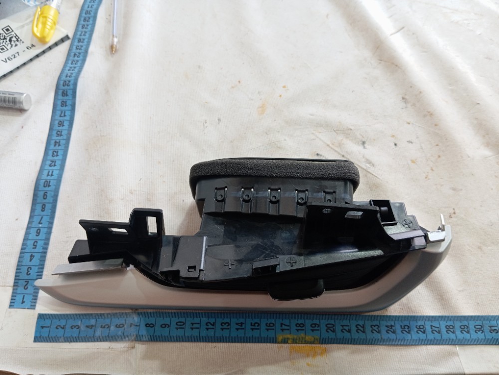 Difusor Ar Direito Gm Tracker 2020 2025 V627 7