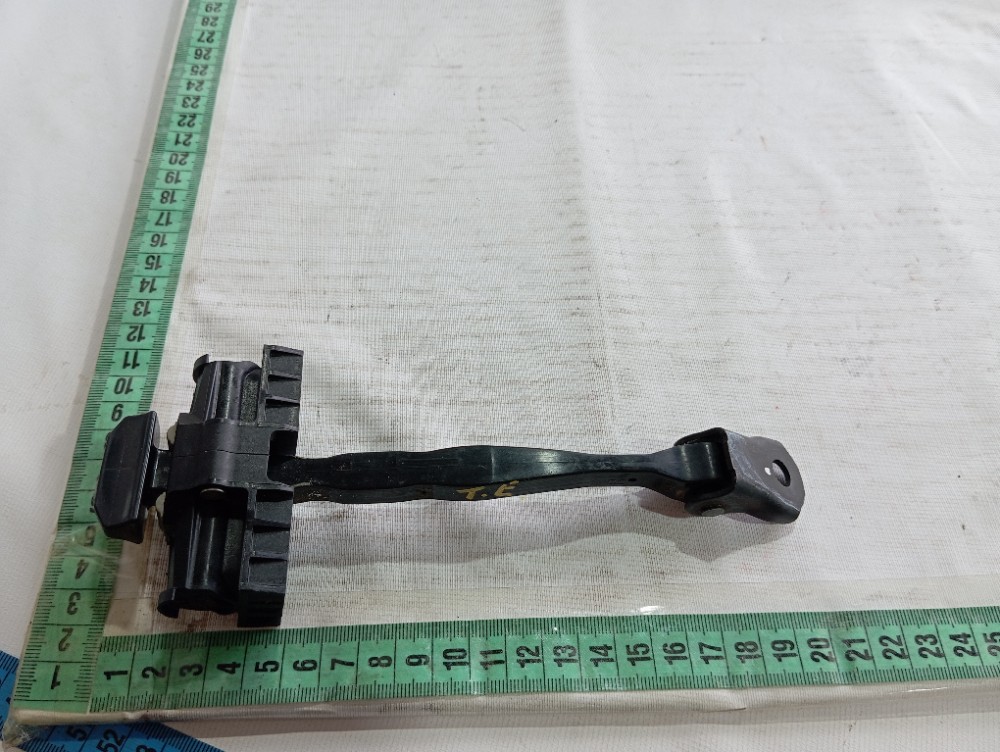 Limitador Porta Traseira Esquerda Gwm Ora Gt03 2024 V625 6