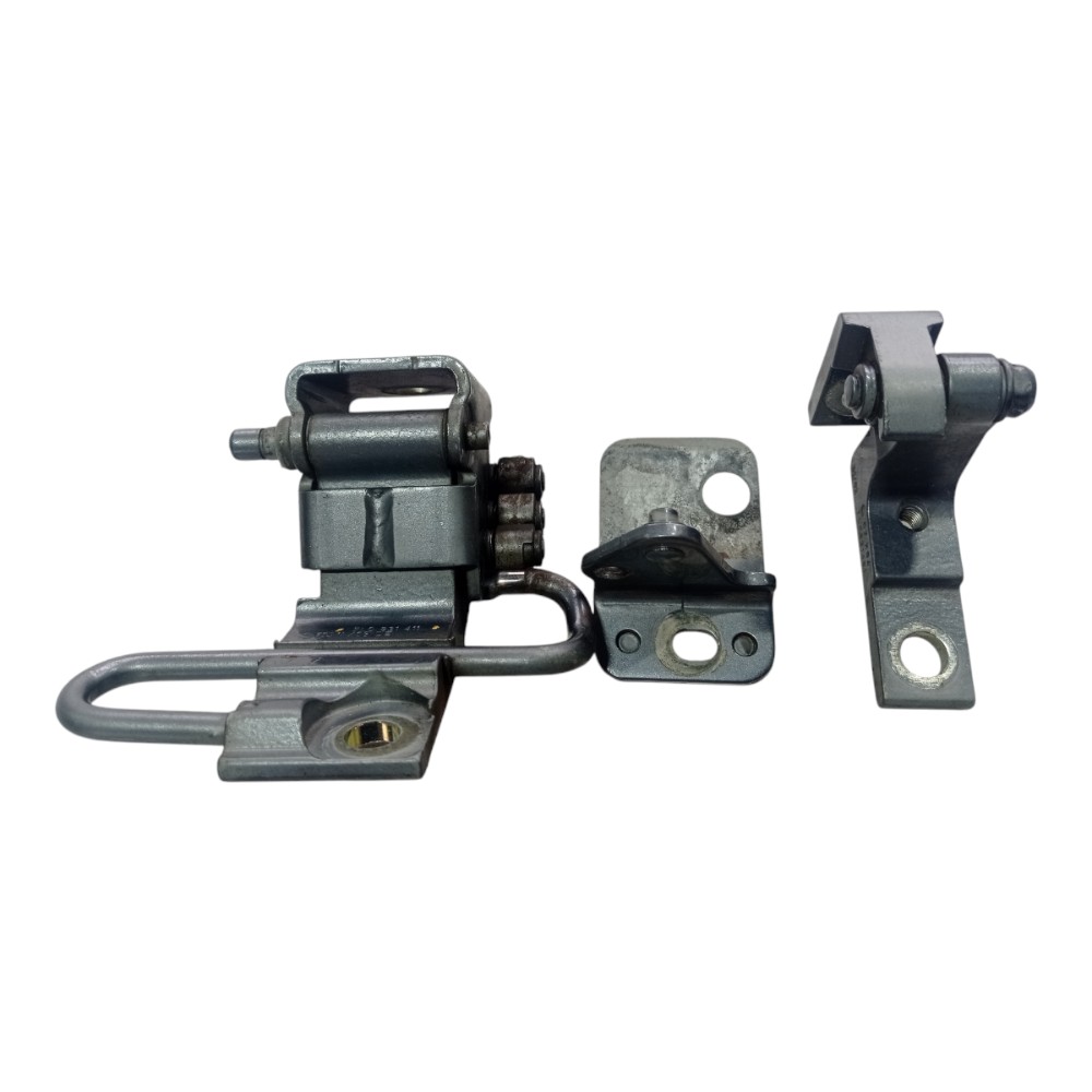 Dobradiça Porta Dianteira Esquerda Porsche Cayenne S 2003 8