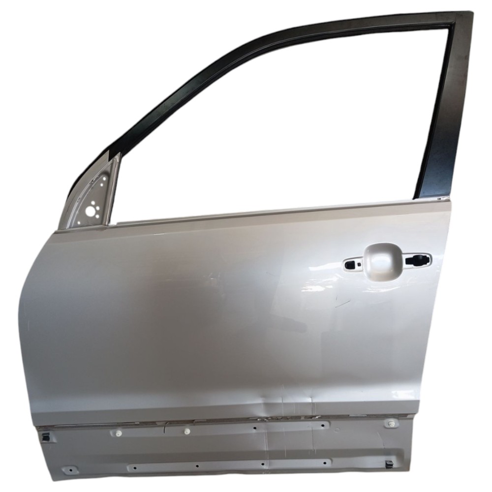 Porta Dianteira Esquerda Suzuki Grand Vitara 2011 A 15 V649 Dianteira 8
