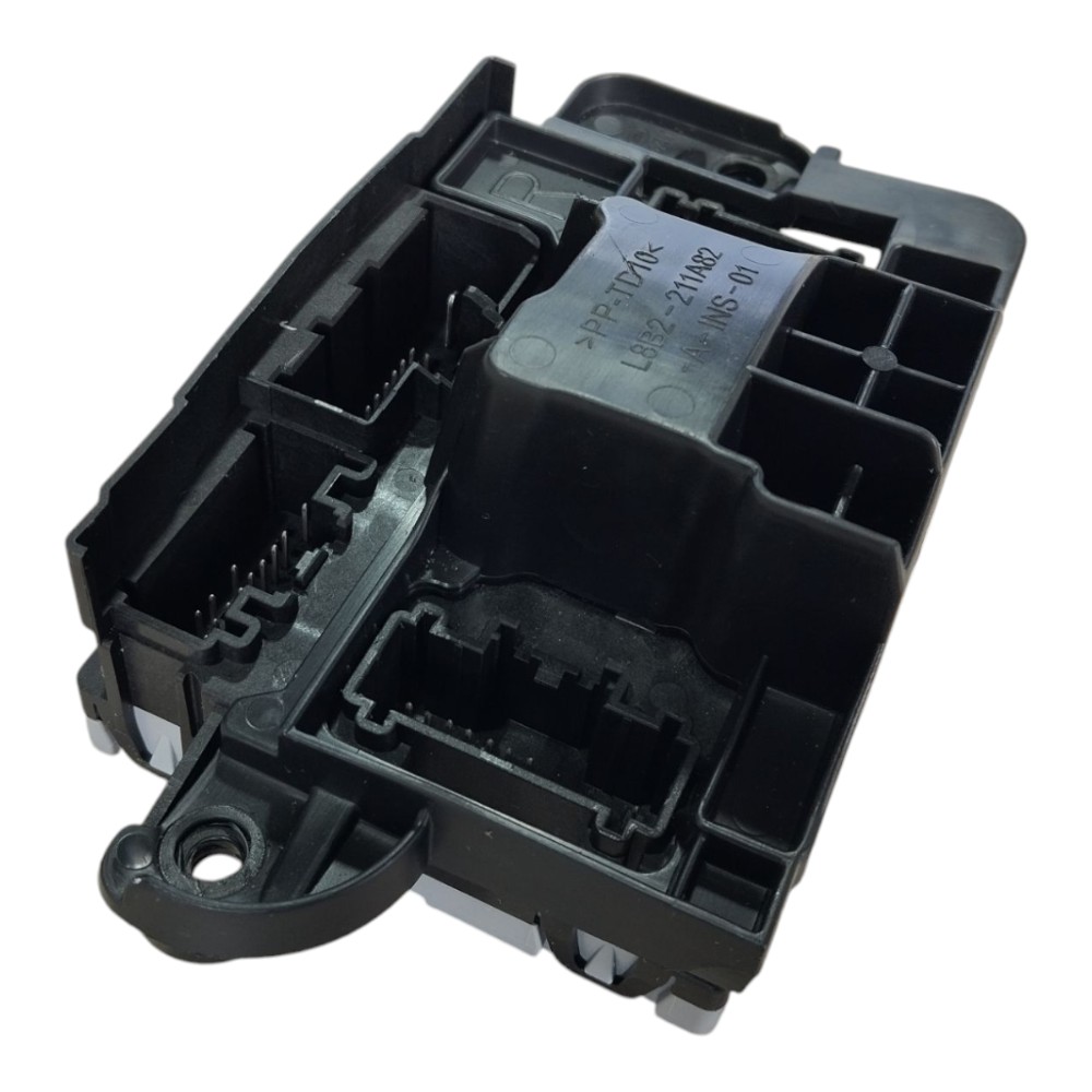 Módulo Trava Central Portas Land Rover Defender 2022 V645 7