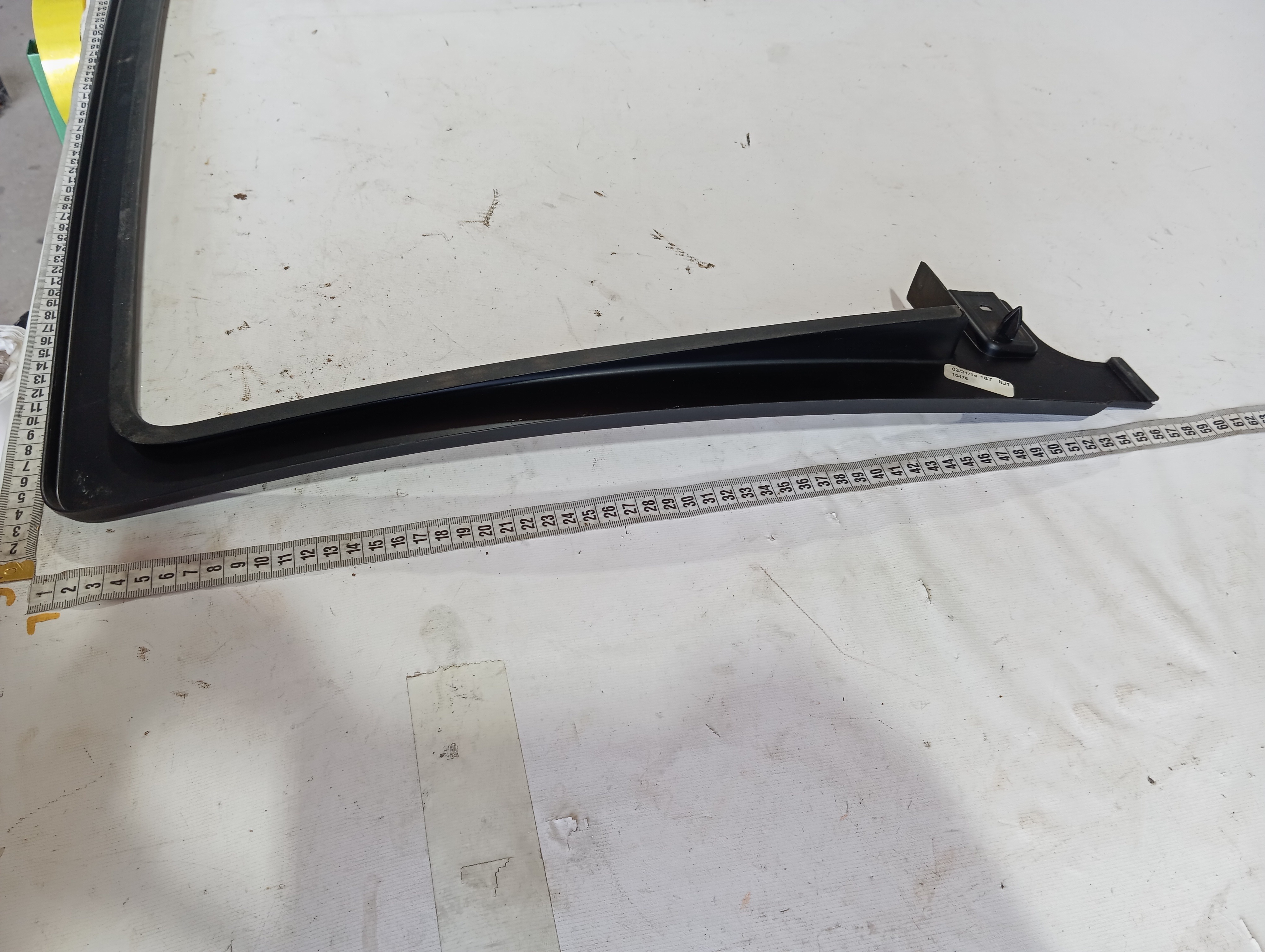 Moldura Porta Traseira Esquerda Jeep Grand Cherokee 14 V604 9