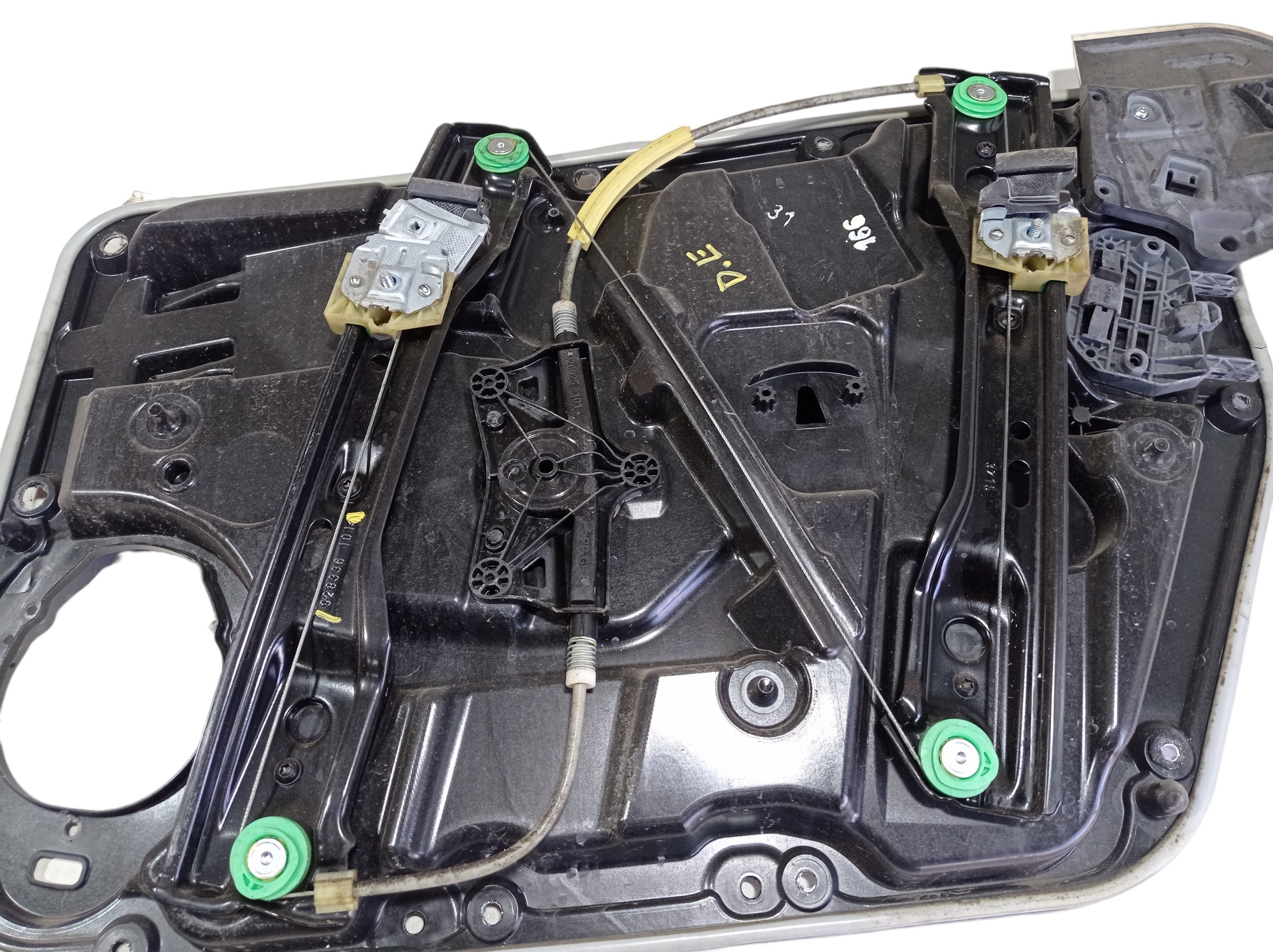 Maquina Vidro Porta Dianteira Esquerda Gla 200 2016 V568 1