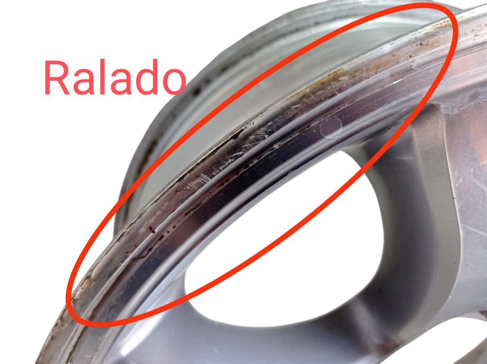 Roda Toyota Prado 3.0 2005 V620 9