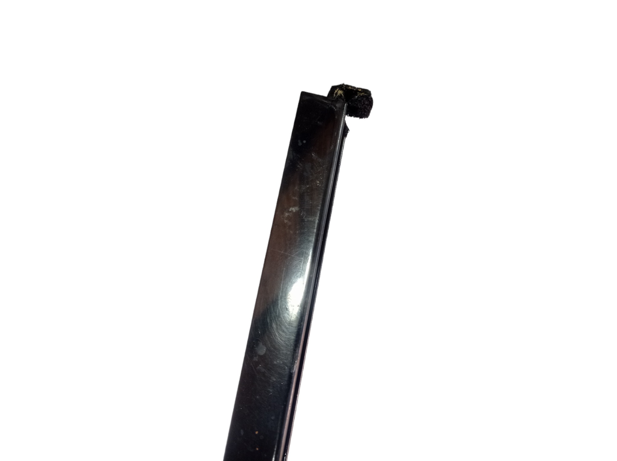 Guia Vidro Traseiro Esquerdo Kia Opirus 3.8 2008 V581 Preto 4
