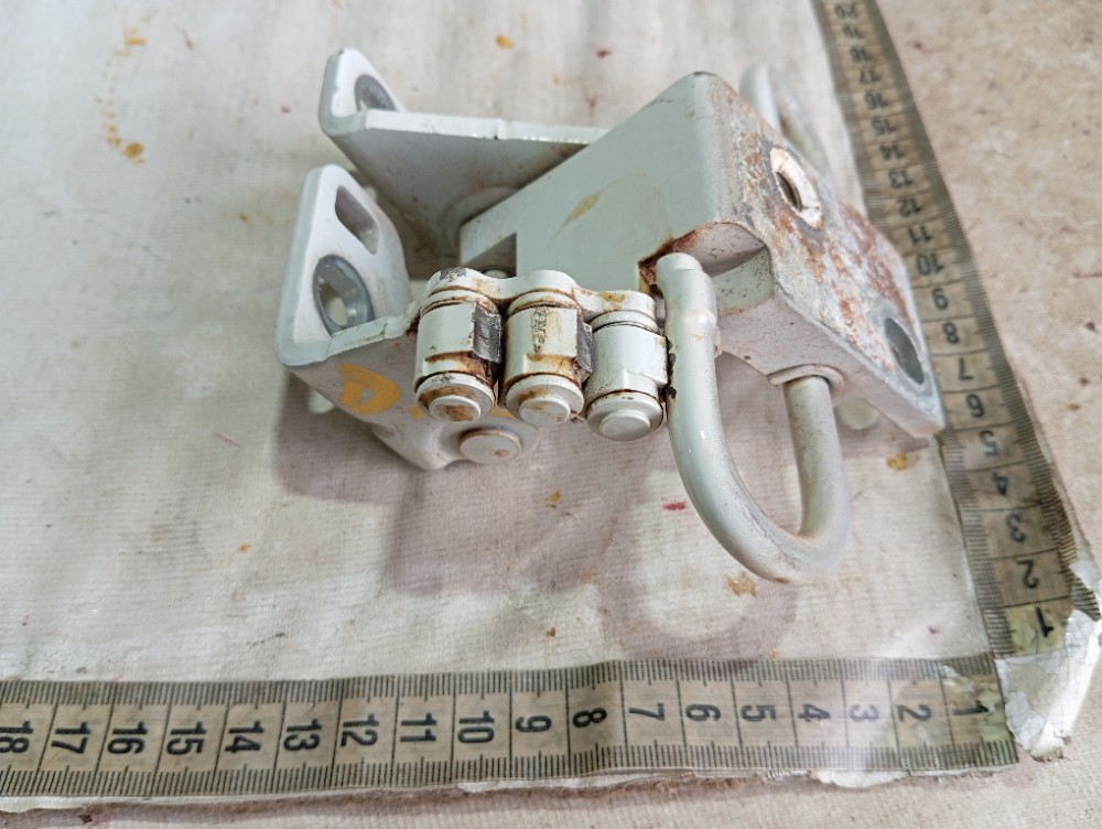 Dobradiça Porta Dianteira Esquerda Chery Tiggo 2 2020 V613 5