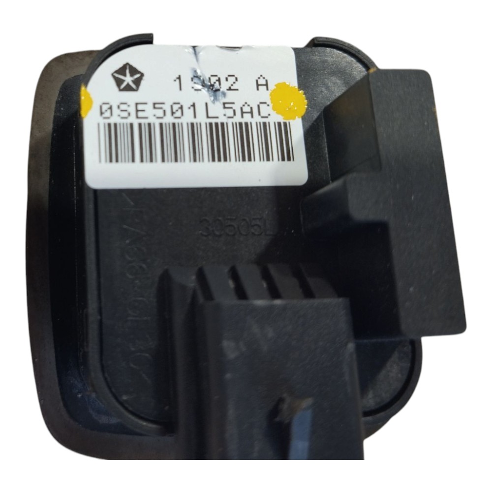 Botão Porta Traseira Direita Chrysler Grand Caravan V578 10