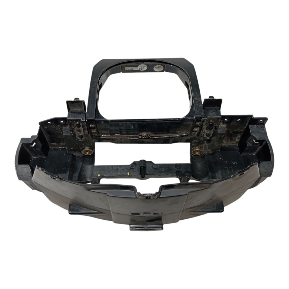 Moldura Painel Instrumentos Mercedes C180 2002 2007 V661 2