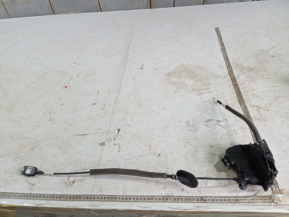 Fechadura Porta Traseira Esquerda Renault Zoe Neo 2023 V617 10