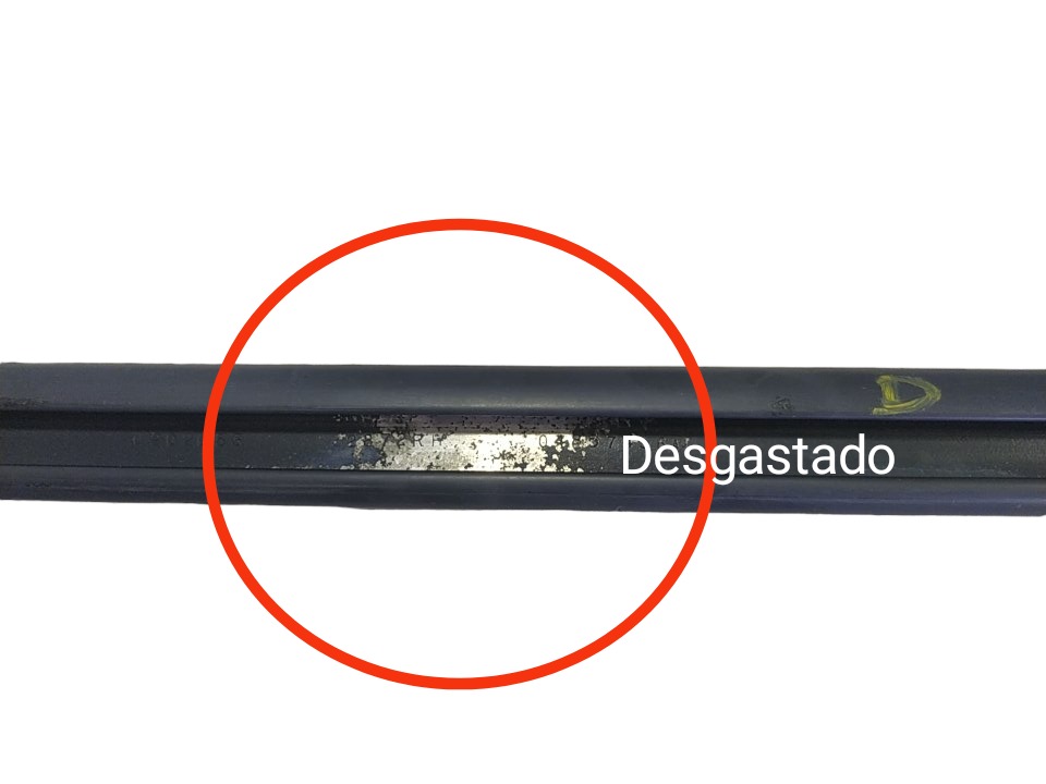 Trilho Rack Do Teto Direito Chrysler Grand Caravan 2005 V586 Preto 3