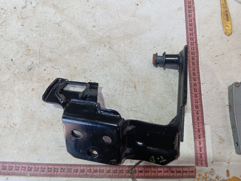 Suporte Banco Traseira Direita Ram Rampage Rt 2023 2024 V641 9