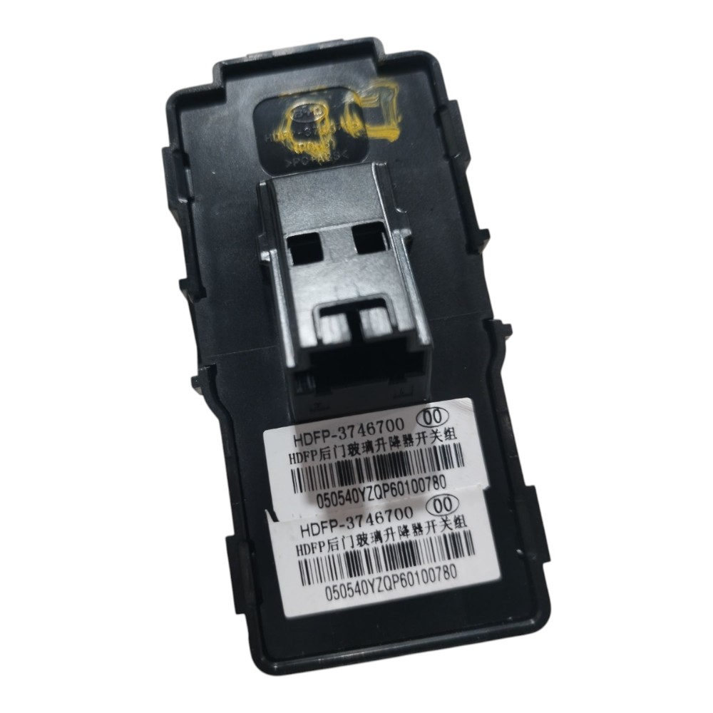 Botão Vidro Dianteiro Direito Byd Dolphin Gs 2024 2025 V666 9