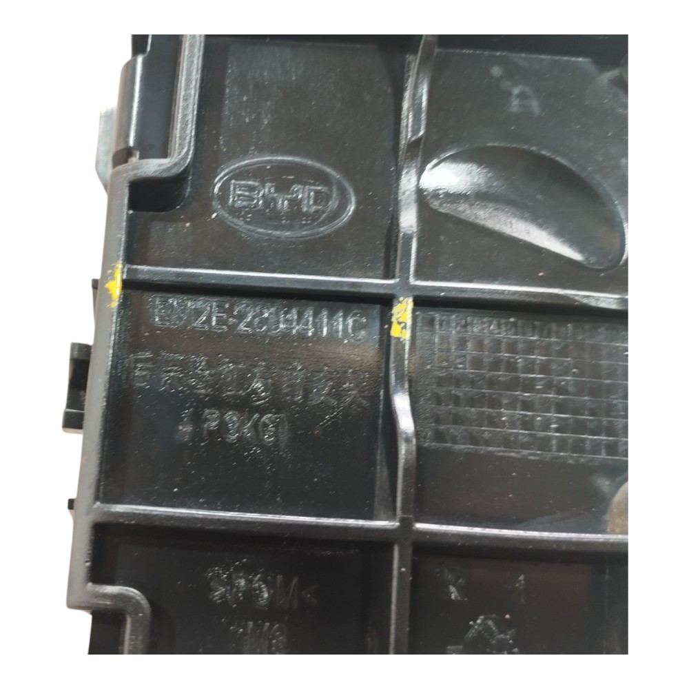 Guia Direito Parachoque Traseiro Byd Dolphin Gs 2024 25 V653 10