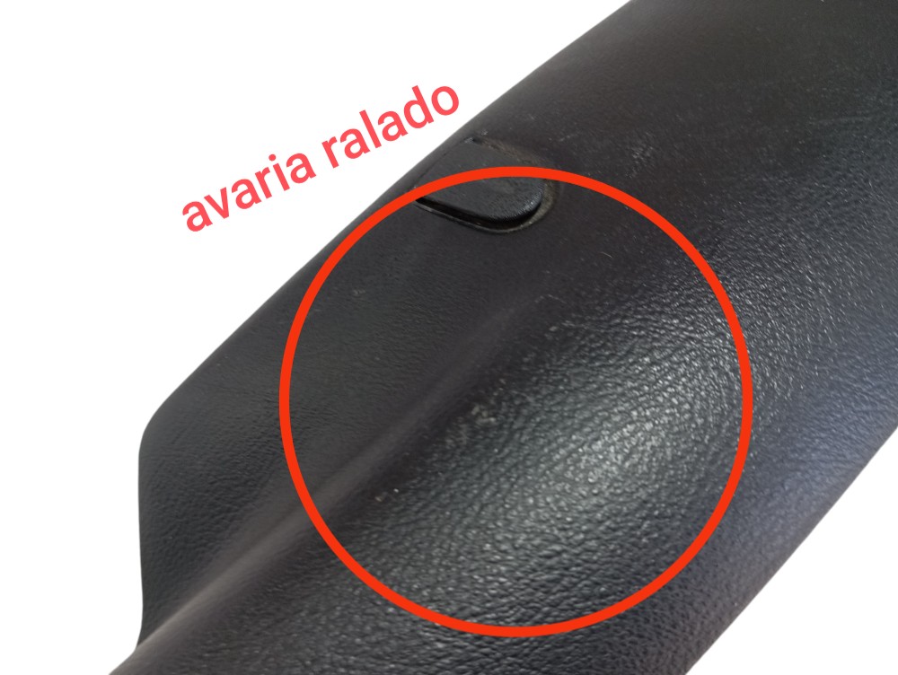 Acabamento Coluna Inferior Traseira Direita Vw Golf 2001 5